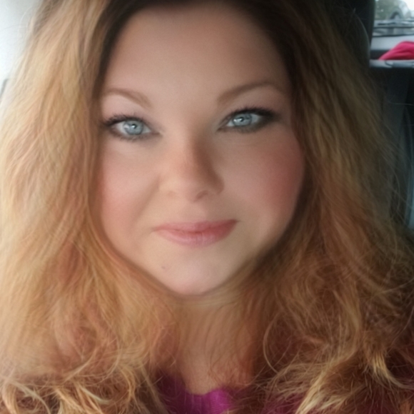 Meet your Posher, Lucuille - Picture 2 of 5